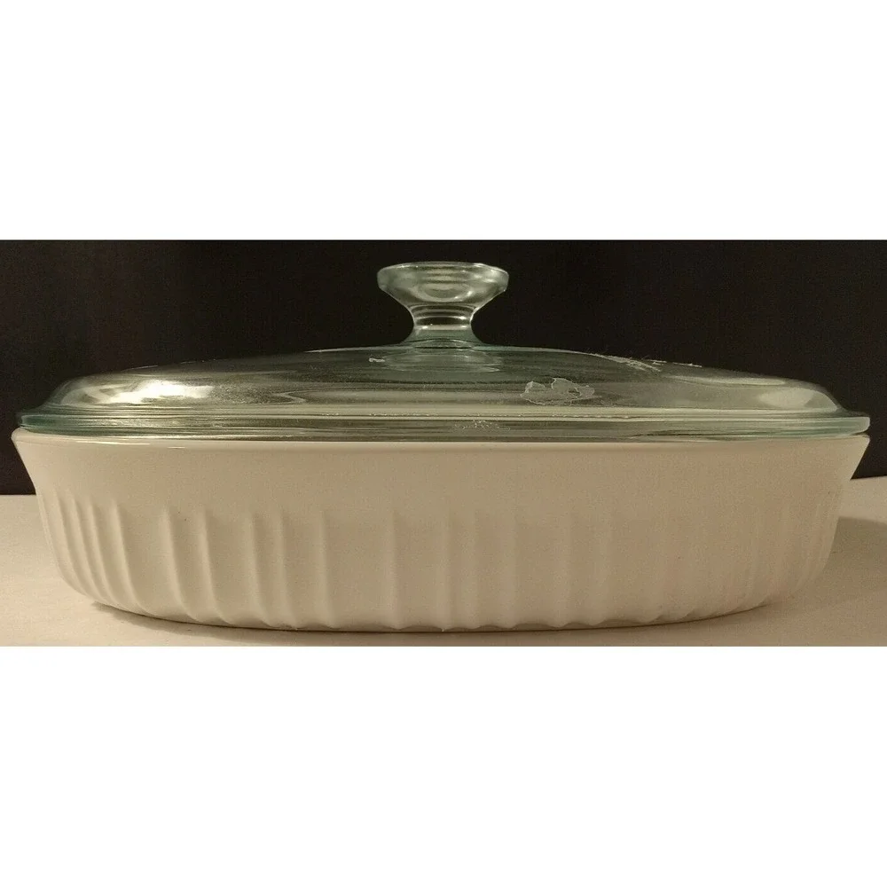 CorningWare French White 1.5 Qt Oval Casserole Dish with Pyrex Glass Lid